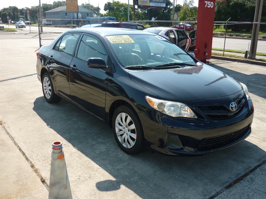 2012 Toyota Corolla L photo