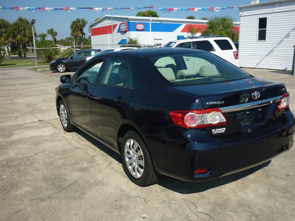 2012 Toyota Corolla L photo