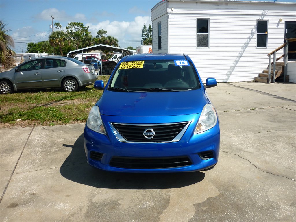 2014 Nissan Versa - $7,599