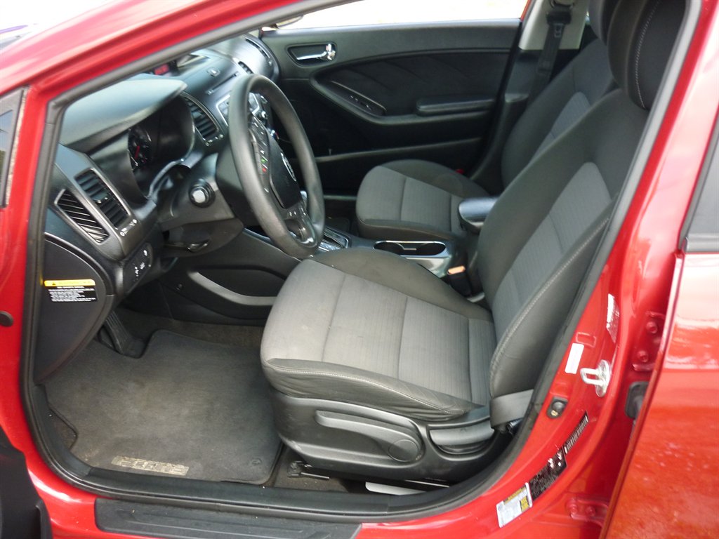 2015 Kia Forte LX photo