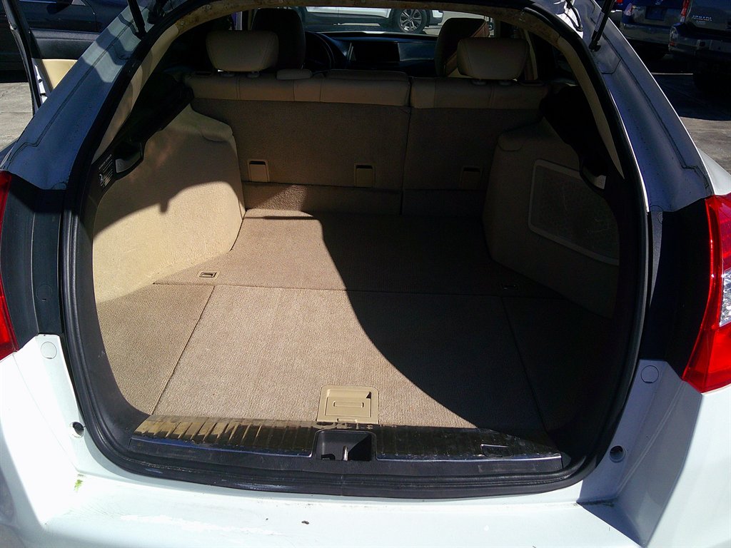 2012 Honda Crosstour - $10,999