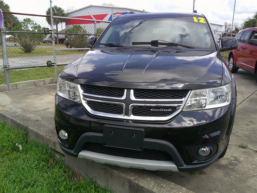 2012 Dodge Journey - $7,999