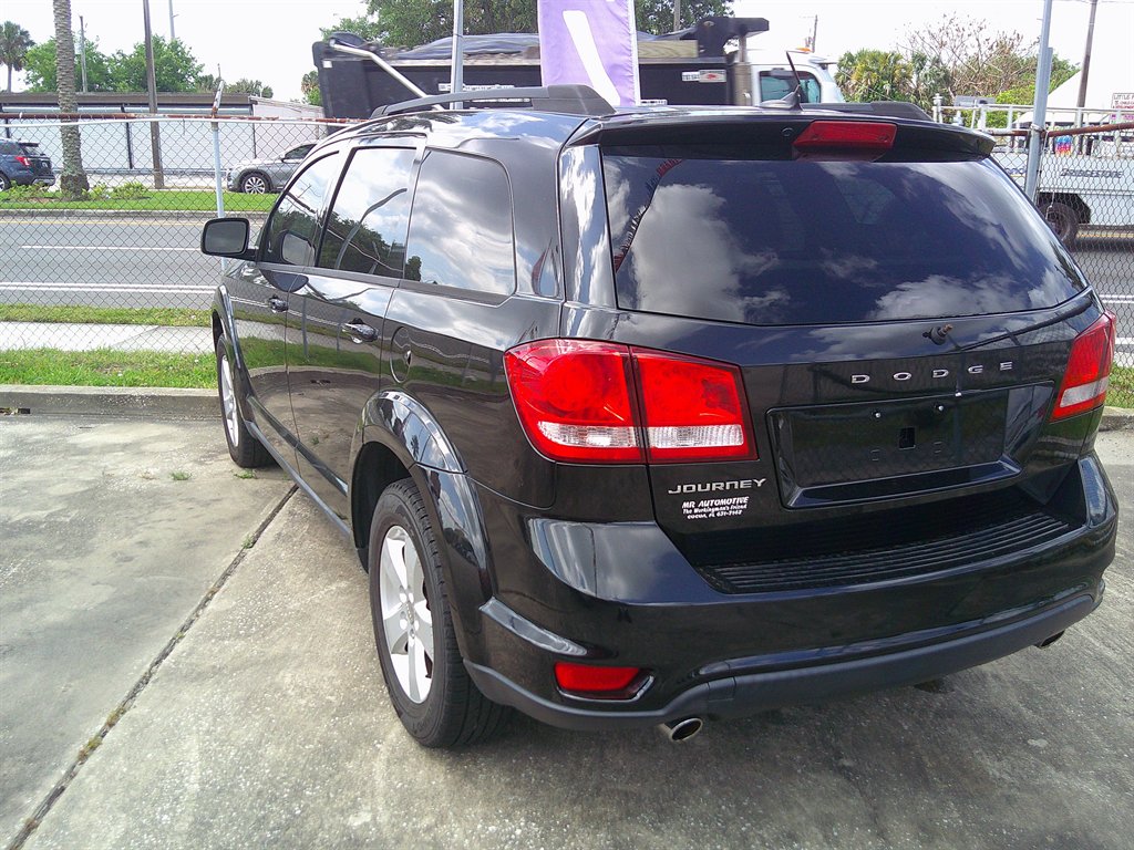 2012 Dodge Journey - $7,999