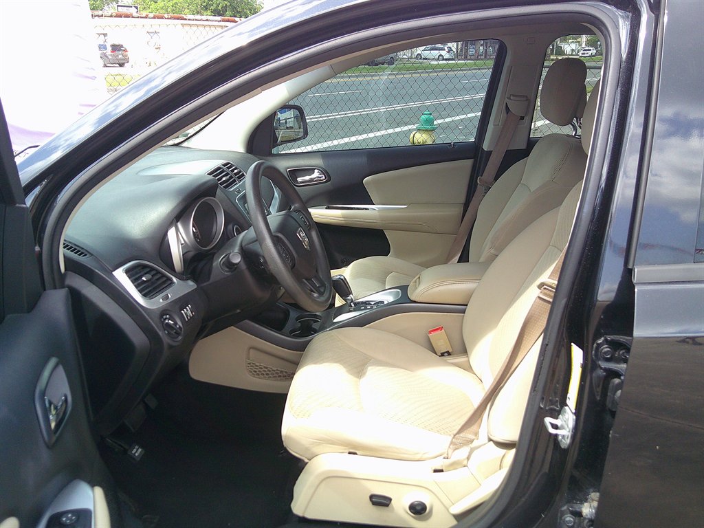2012 Dodge Journey - $7,999