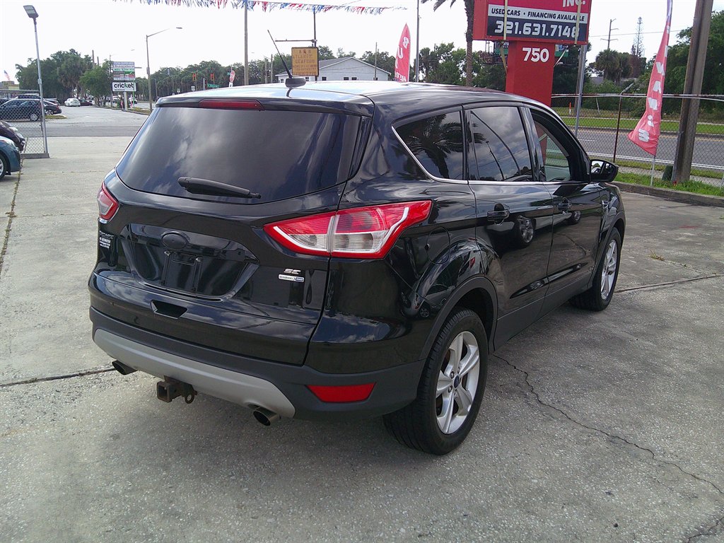 2014 Ford Escape - $8,999