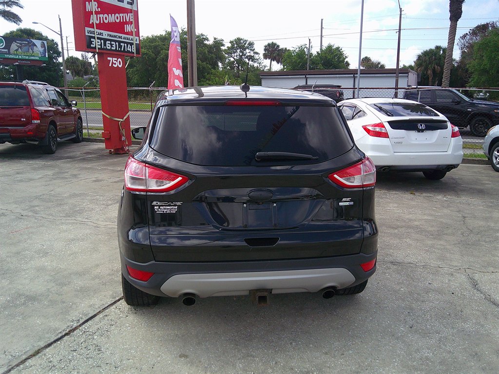 2014 Ford Escape - $8,999