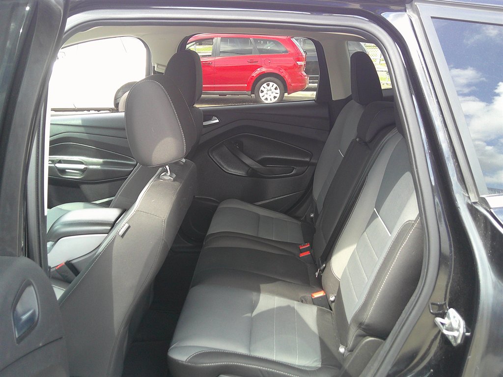 2014 Ford Escape - $8,999