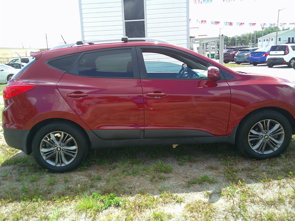 2015 Hyundai Tucson - $8,599