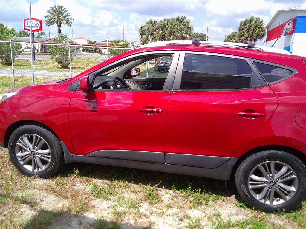 2015 Hyundai Tucson - $8,599