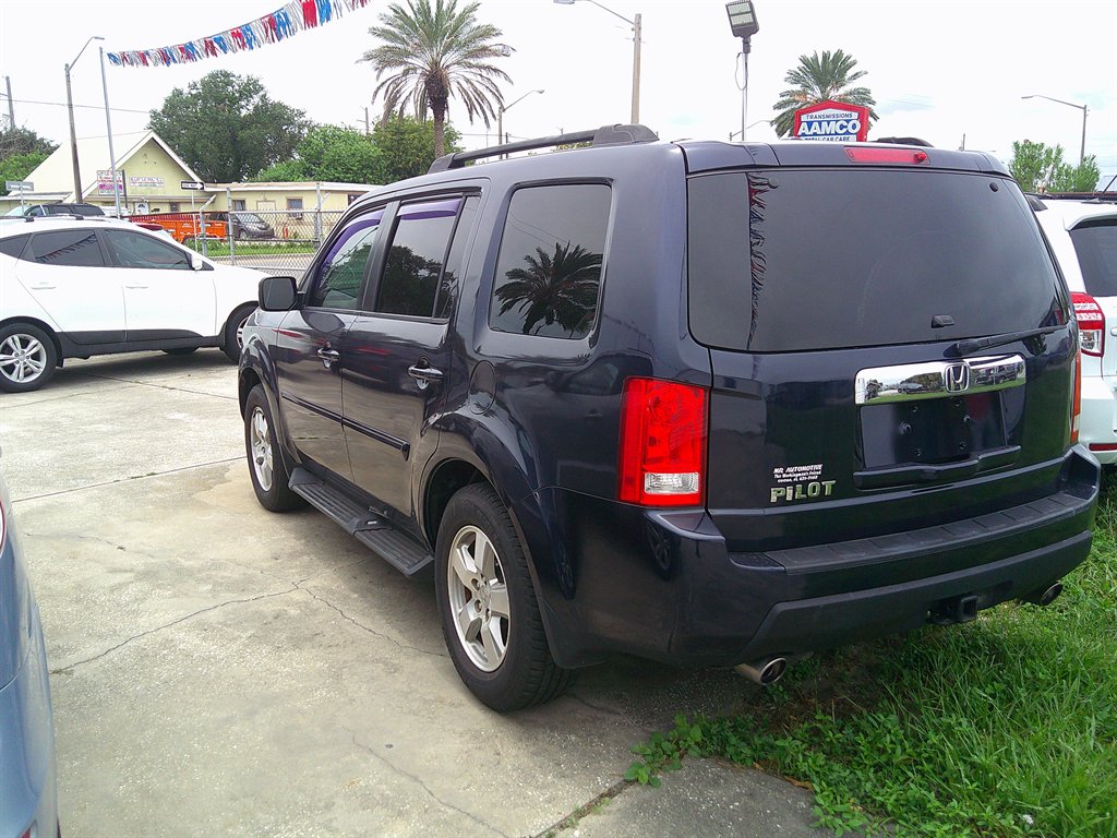 2011 Honda Pilot - $7,999