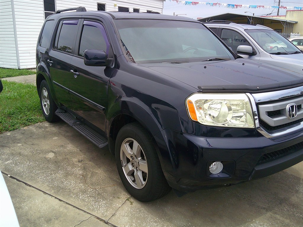 2011 Honda Pilot - $7,999