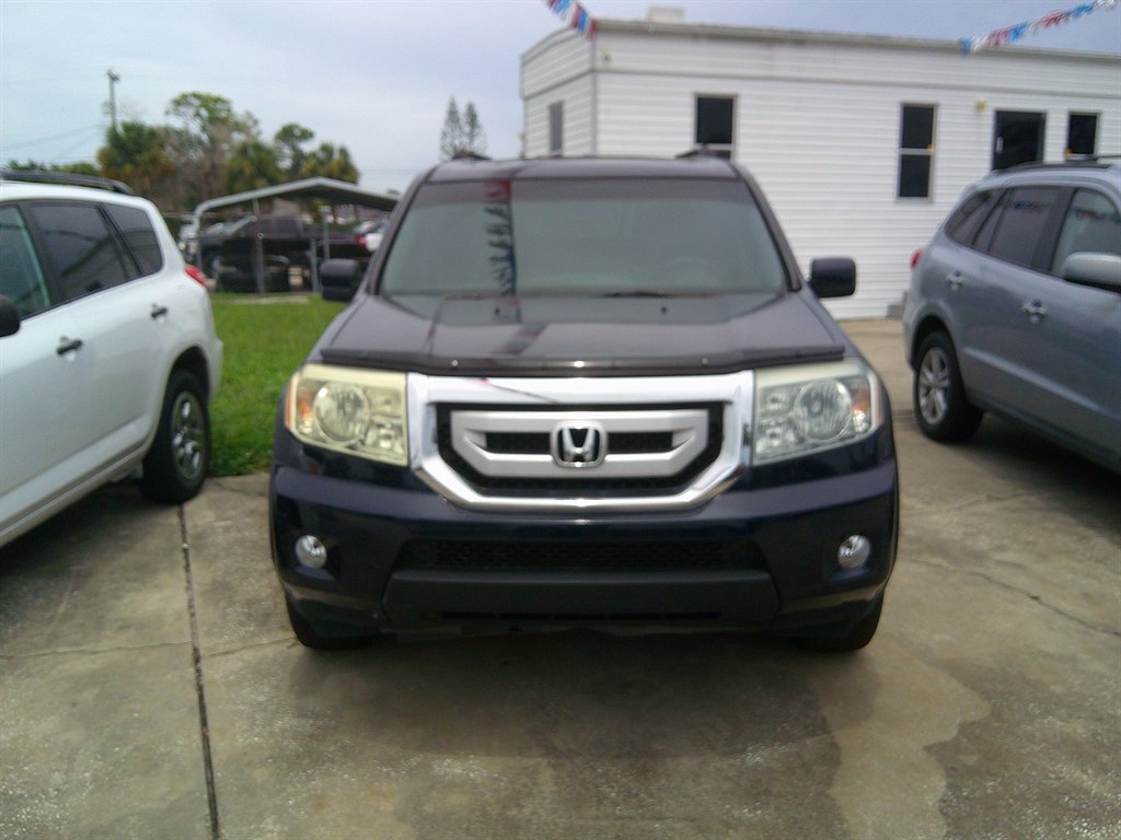 2011 Honda Pilot - $7,999