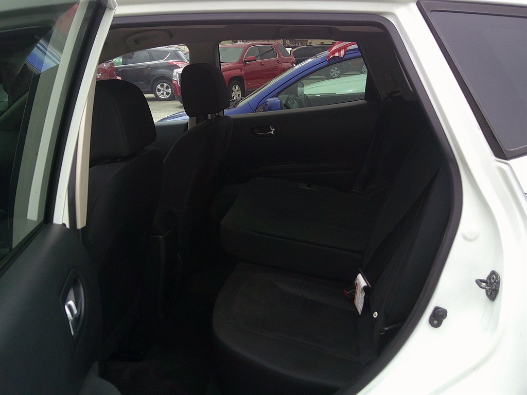 2015 Nissan Rogue - $7,999