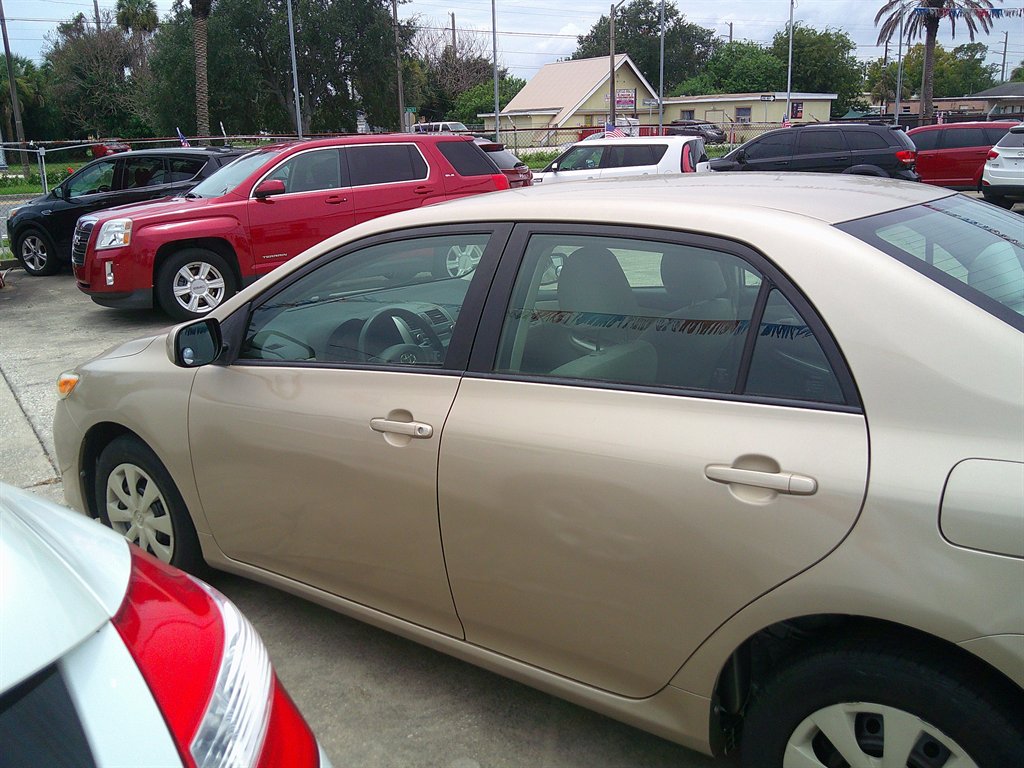 2011 Toyota Corolla - $7,999