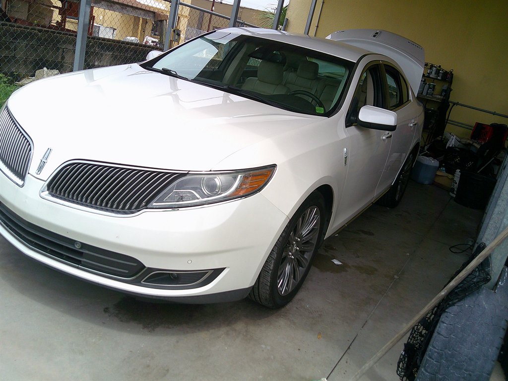 2014 Lincoln MKS - $9,999