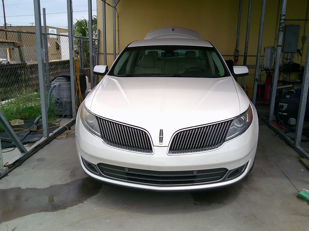 2014 Lincoln MKS - $9,999