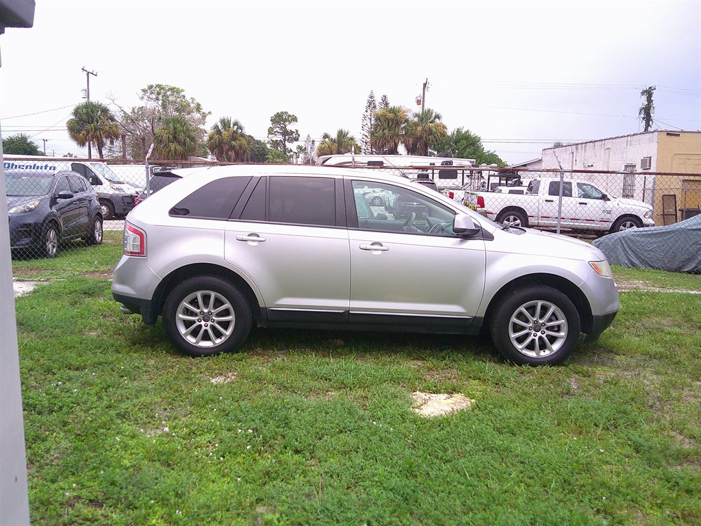 2010 Ford Edge - $5,699