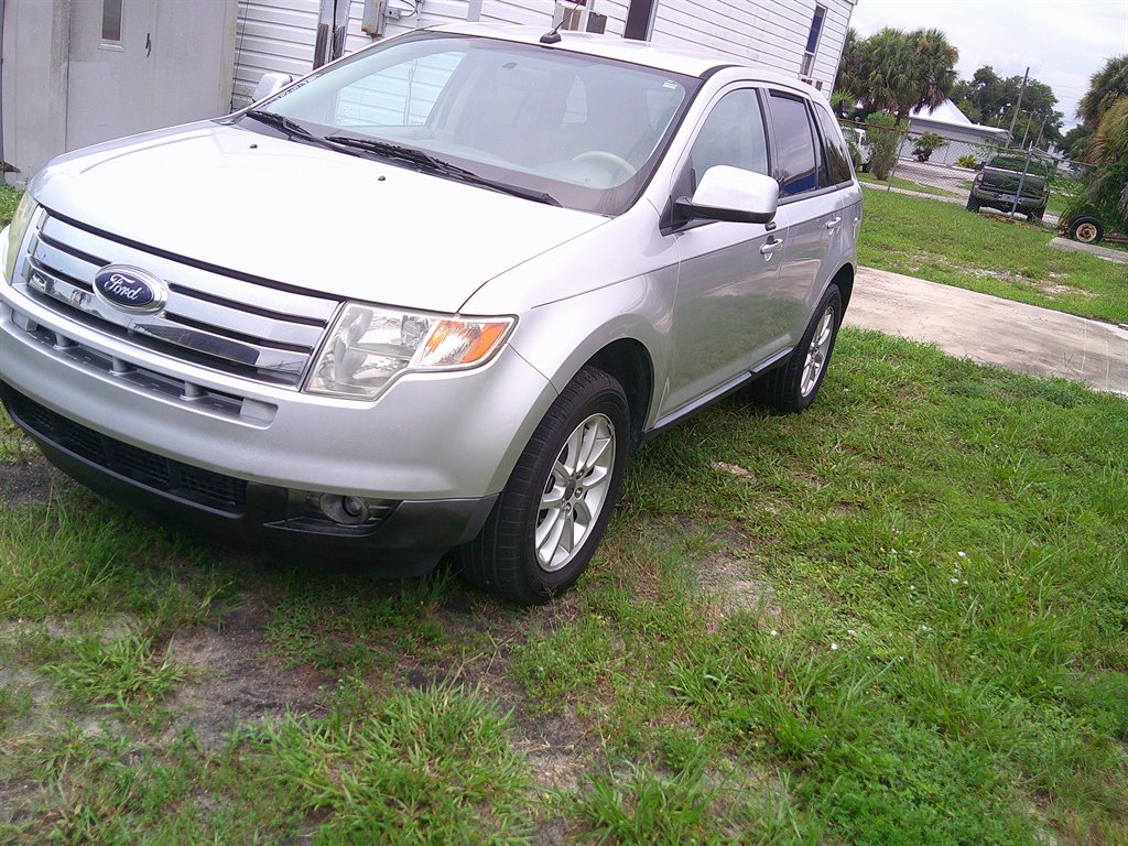 2010 Ford Edge - $5,699