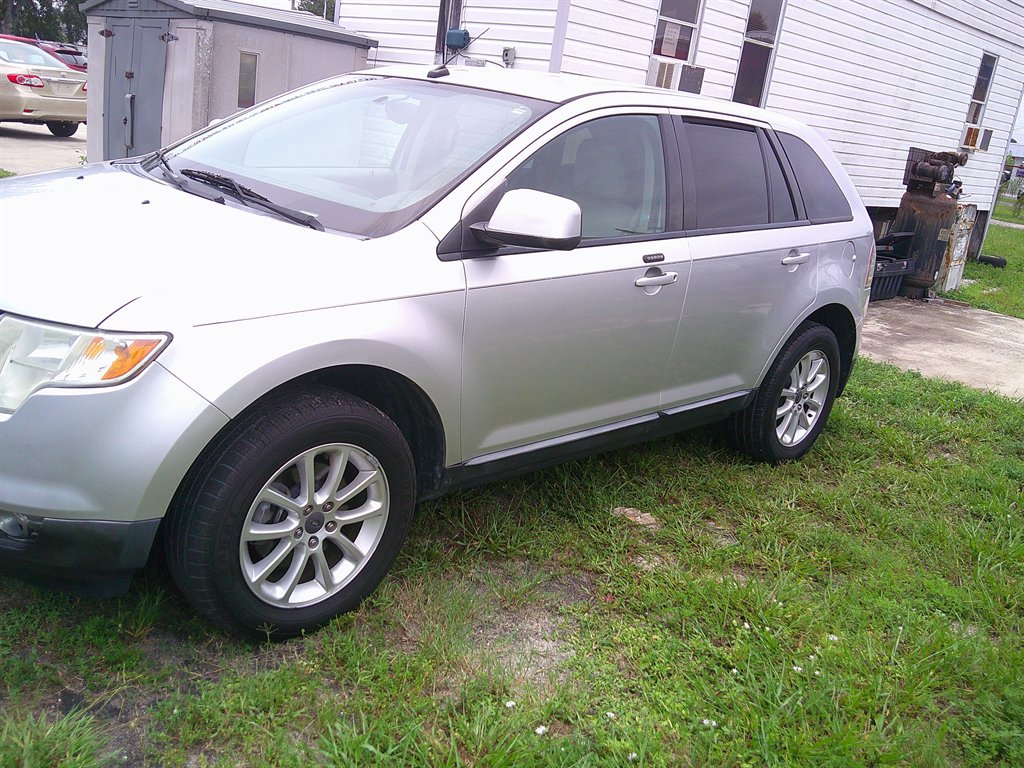 2010 Ford Edge - $5,699