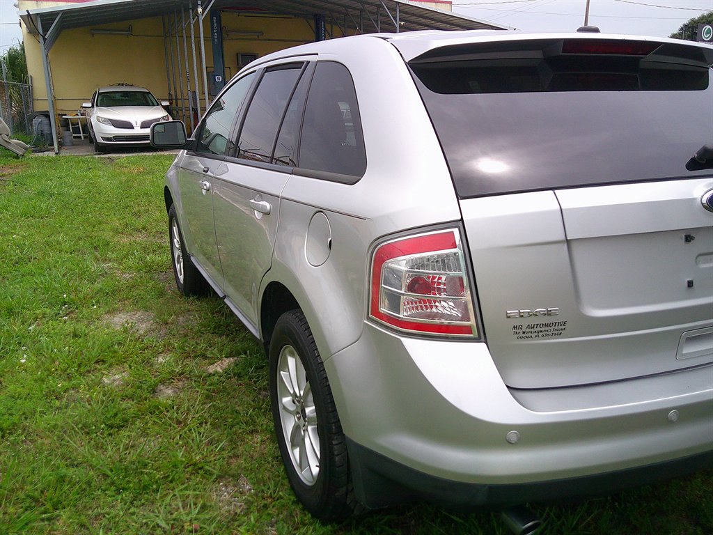 2010 Ford Edge - $5,699