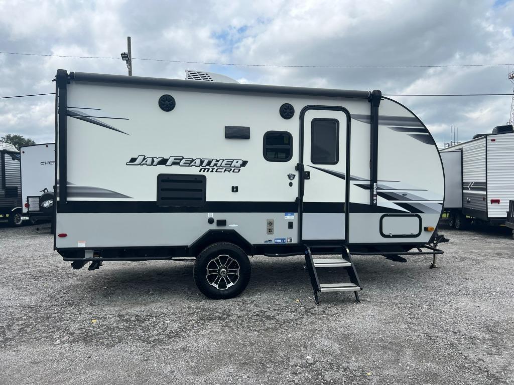 2022 Jayco Jayco - $16,900