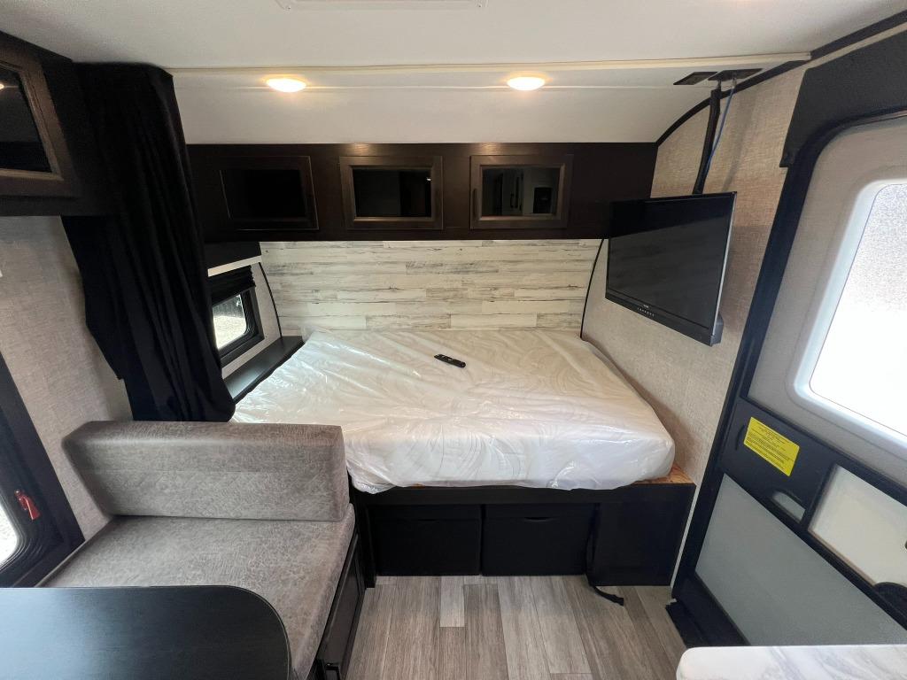 2022 Jayco Jayco - $16,900