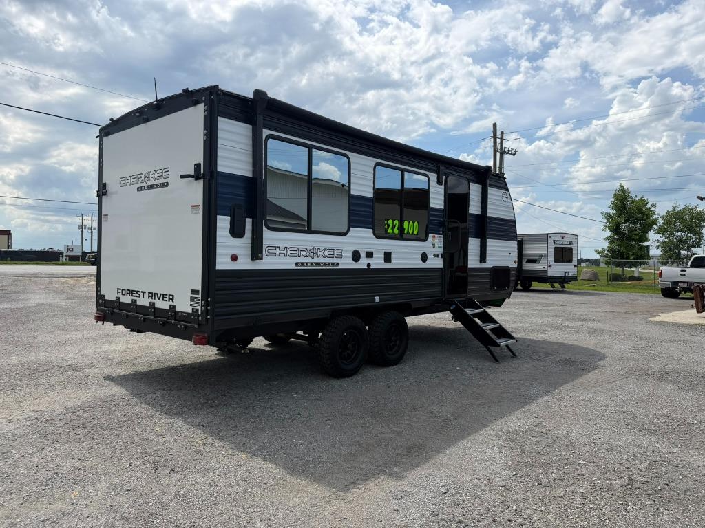 2025 Forest River Cherokee 18rr - $22,900
