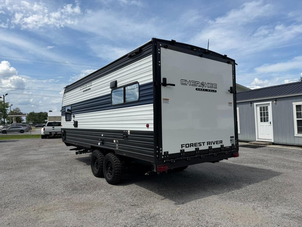 2025 Forest River Cherokee 18rr - $22,900