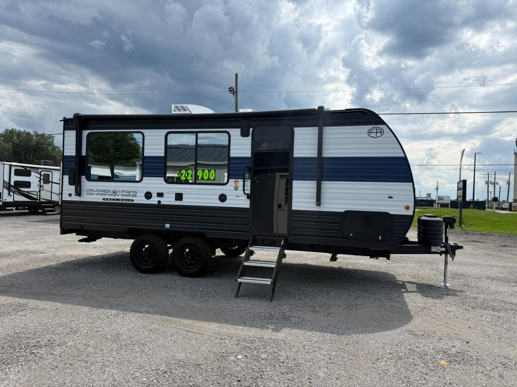 2025 Forest River Cherokee 18rr - $22,900