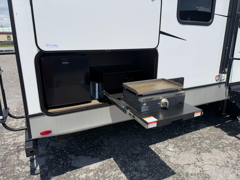 2023 Cougar Cougar - $33,900