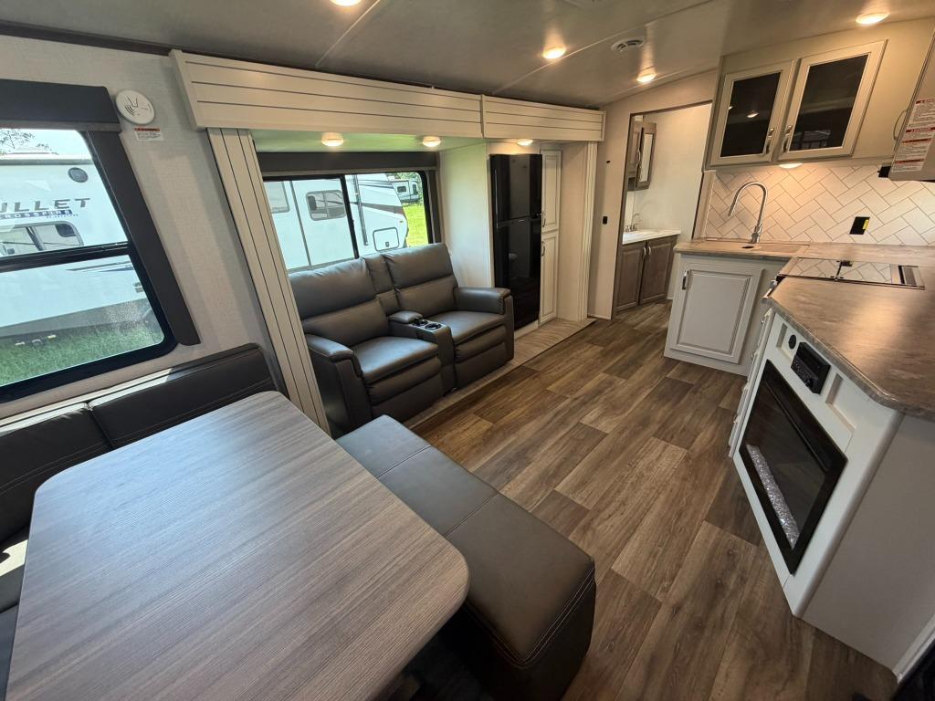 2023 Cougar Cougar - $33,900