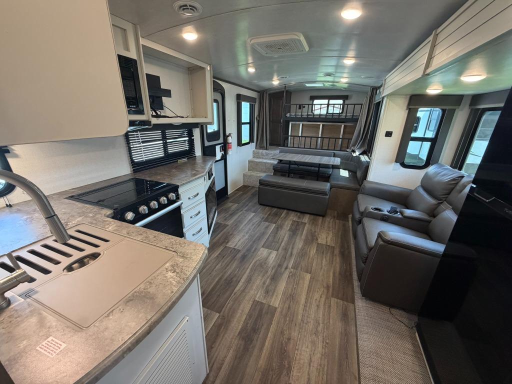 2023 Cougar Cougar - $33,900