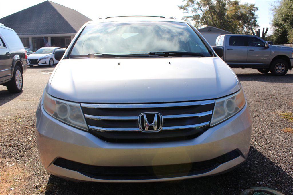 2013 Honda Odyssey - $8,900