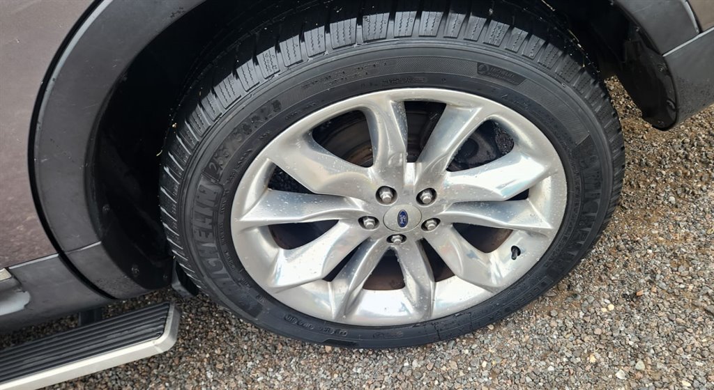 2013 Ford Explorer XLT photo