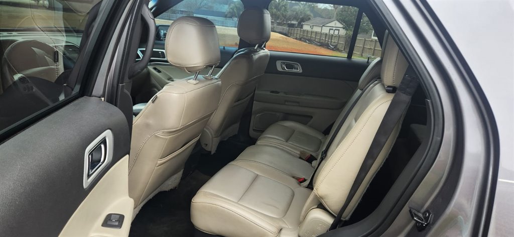 2013 Ford Explorer XLT photo