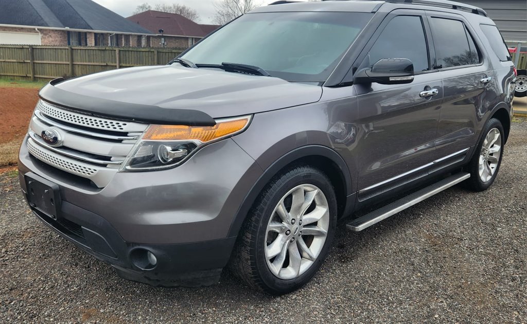 2013 Ford Explorer XLT photo
