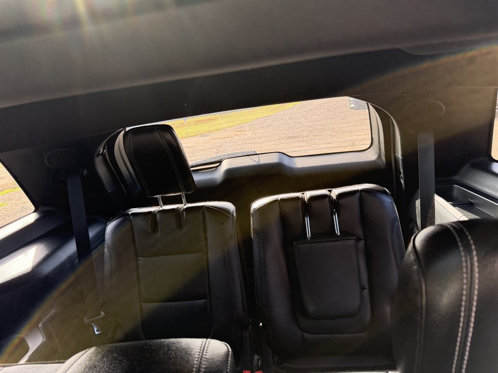 2018 Ford Explorer - $17,995