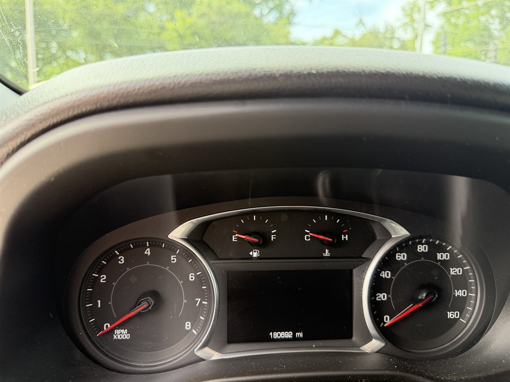 2017 GMC Acadia - $8,990
