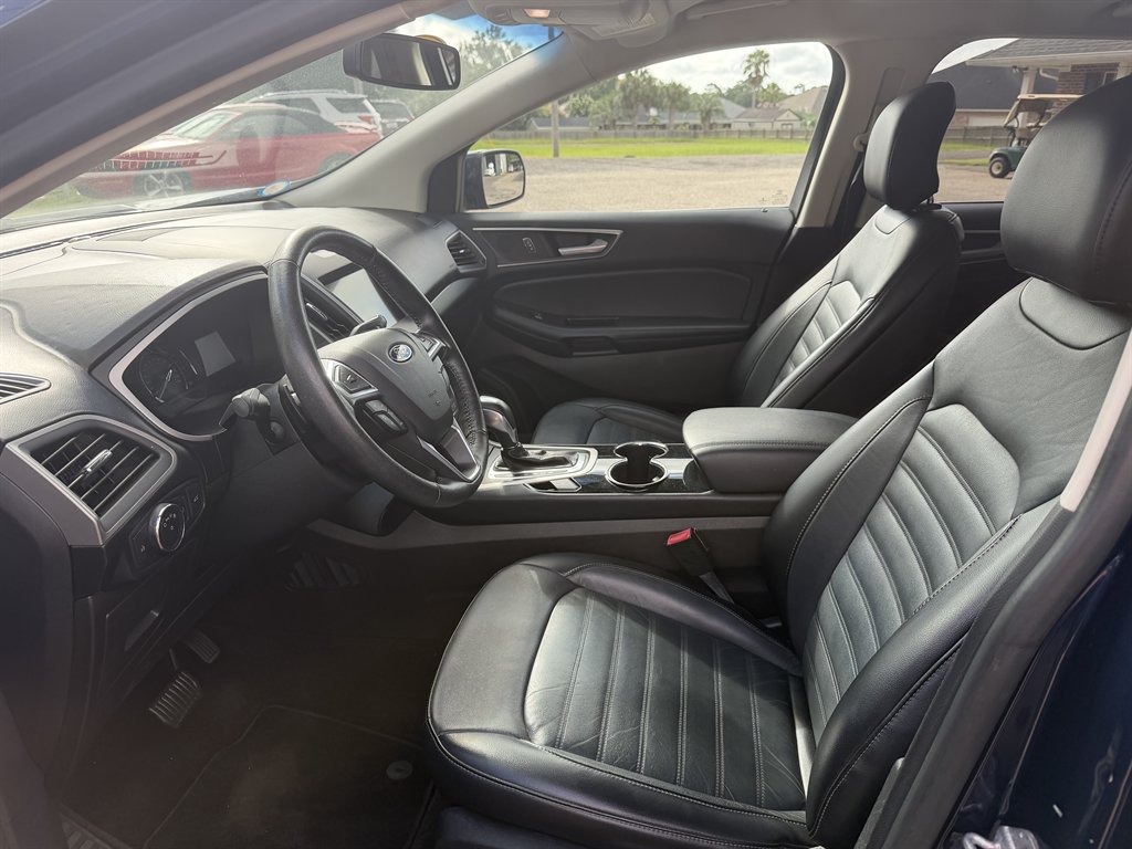 2017 Ford Edge - $12,970