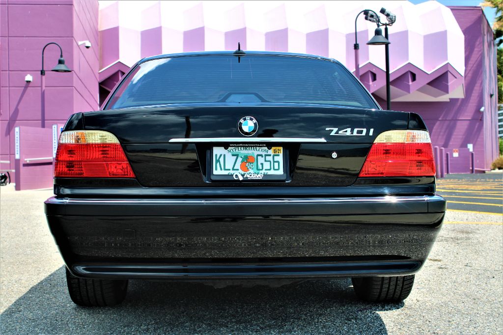 2001 BMW 7-Series 740i photo