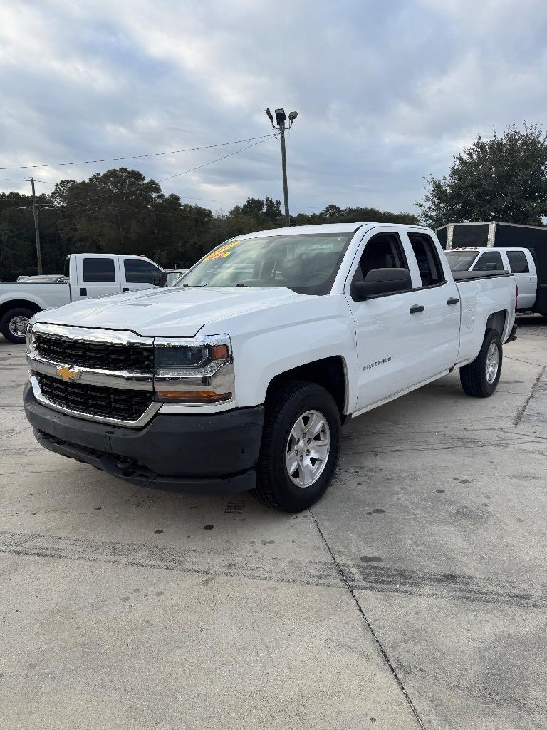 2017 Chevrolet Silverado - $19,950