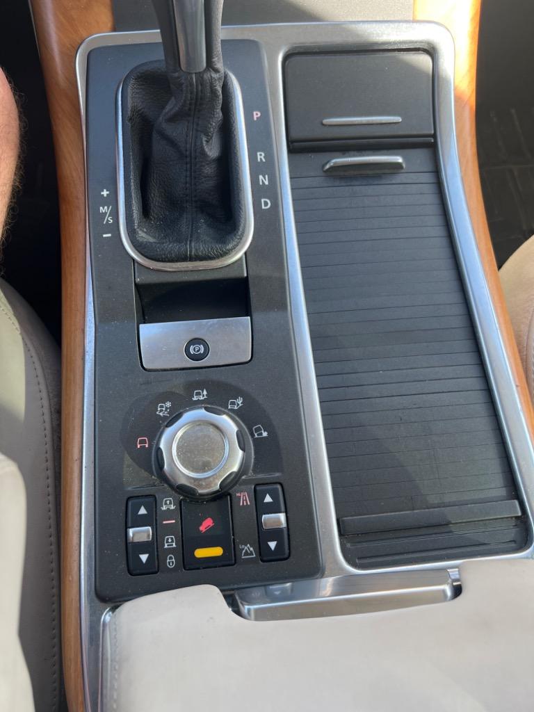 2010 LAND ROVER Range Rover Sport - $12,998