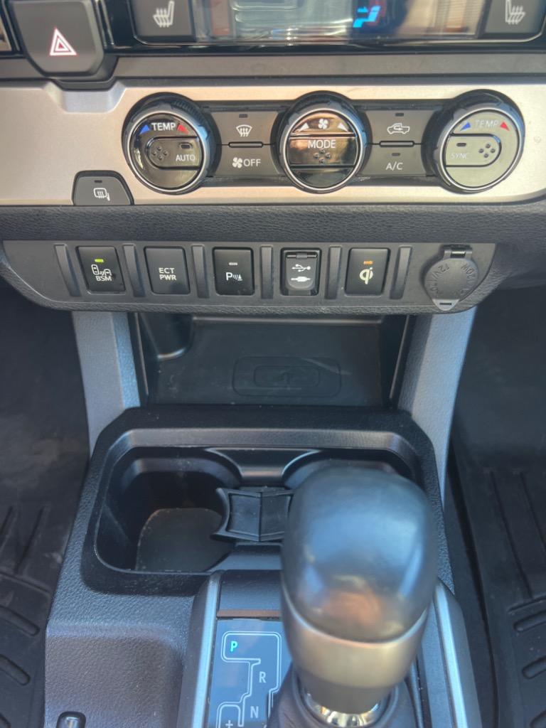 2016 Toyota Tacoma Limited photo