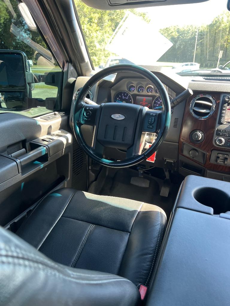 2012 Ford F-250 Super Duty - $28,995