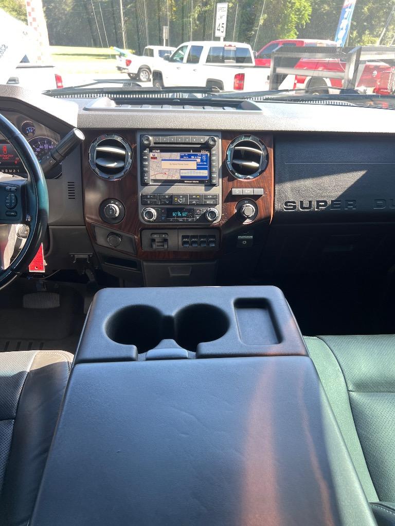 2012 Ford F-250 Super Duty - $28,995