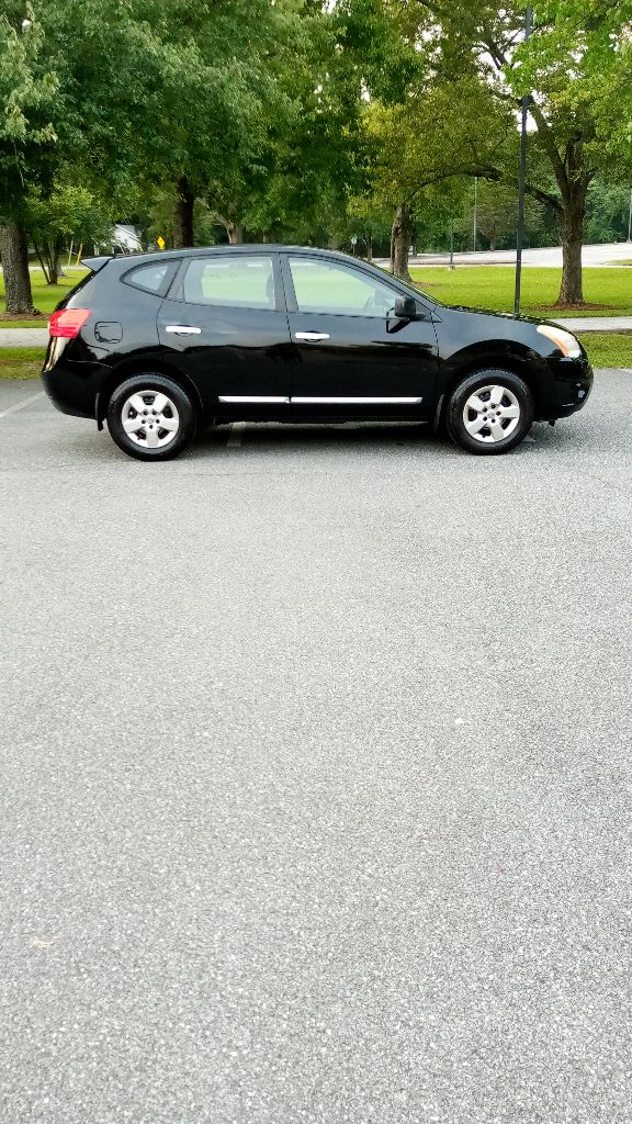 2013 Nissan Rogue S photo