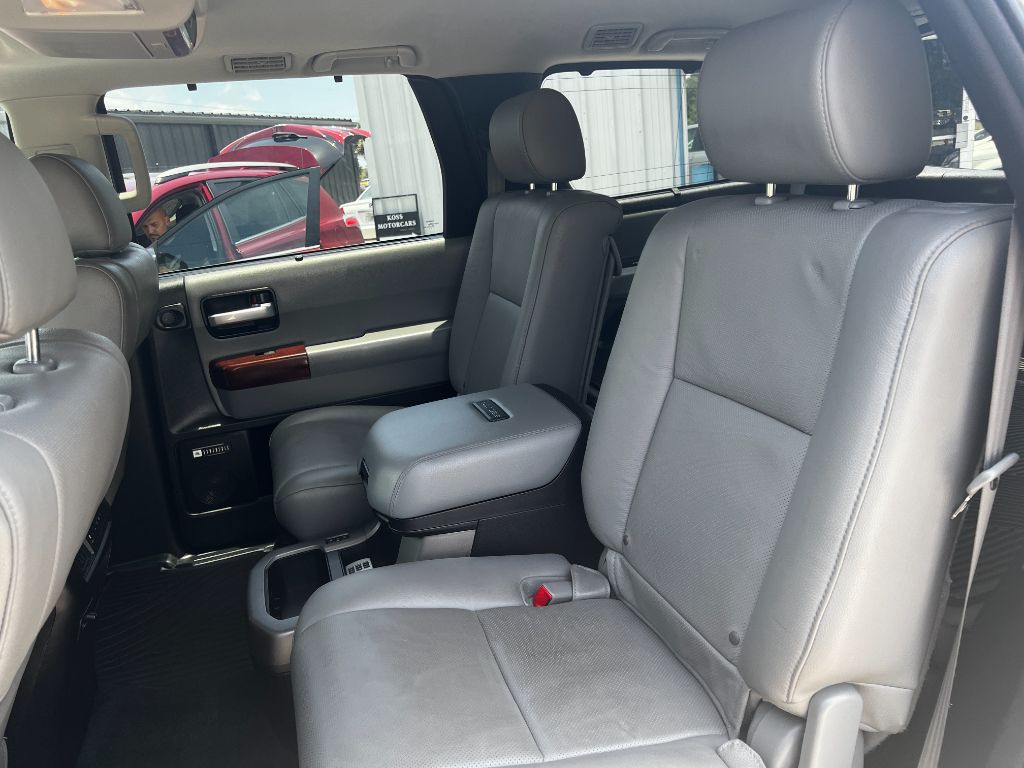 2014 Toyota Sequoia - $32,995