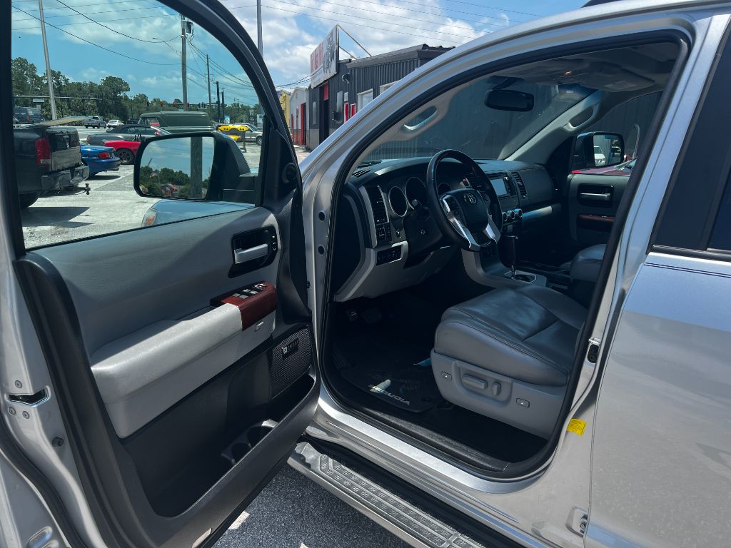 2014 Toyota Sequoia - $32,995