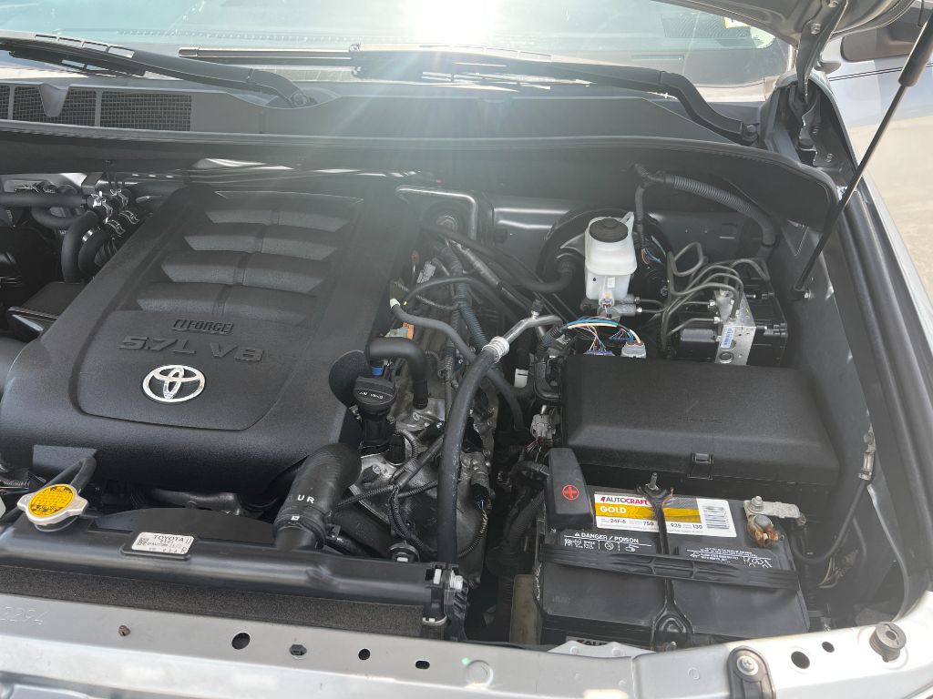 2014 Toyota Sequoia - $32,995