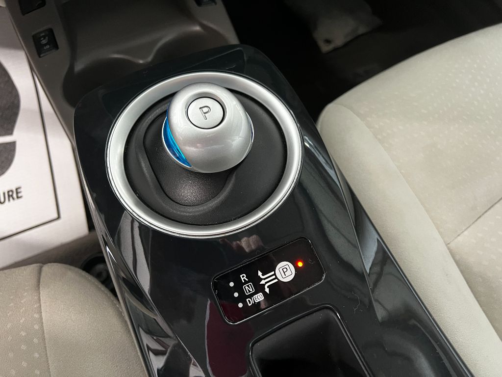 2012 Nissan LEAF - $13,995